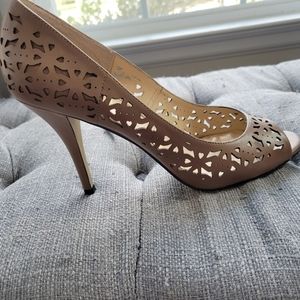 Enzo Angliolini Taupe peep toe dressy size 10 high heels
